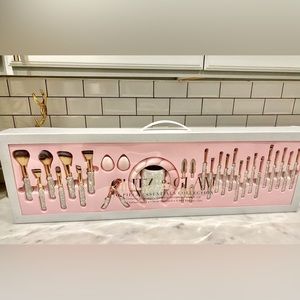 Glitz&Glam Tik Tok Viral Makeup Brush Gift Set!